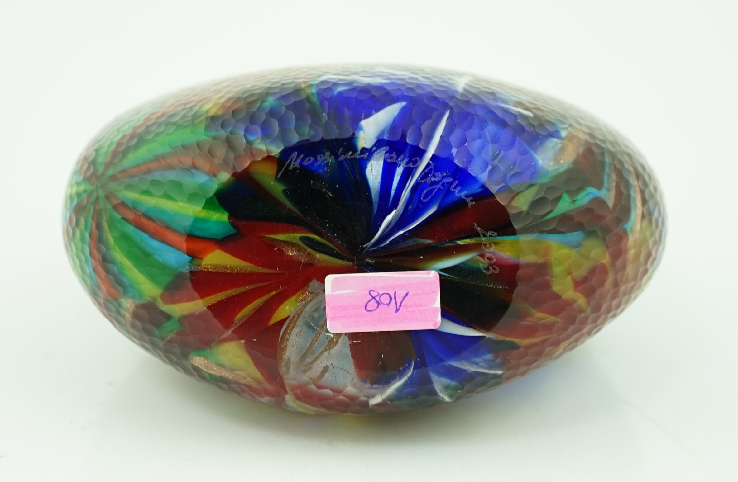 After Pollio Perelda (1915-1984). A Murano glass Murrine Stellato vase, with star shaped mosaic flowerhead, on a battuto ground, dated 2003, 15cms, Please note this lot attracts an additional import tax of 20% on the ham